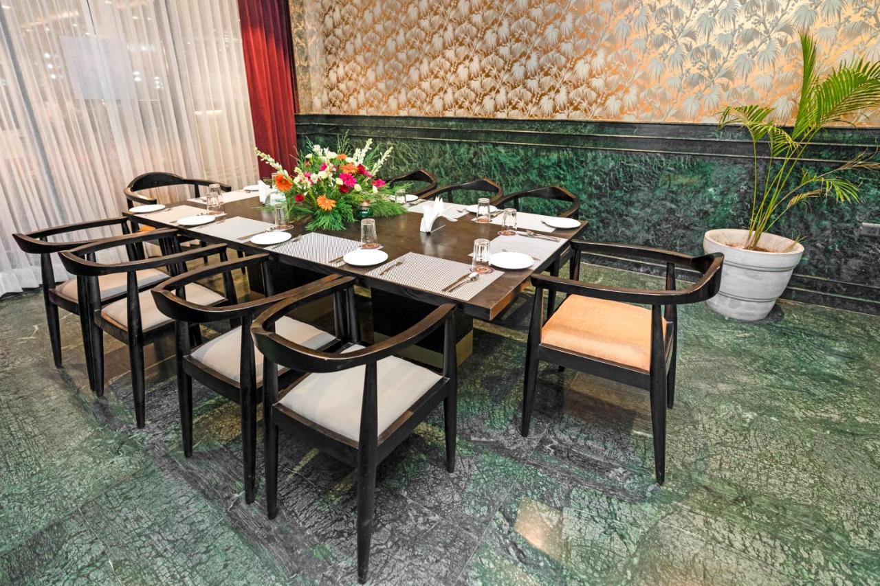 نيودلهي Foxoso Hotel, Delhi Airport المظهر الخارجي الصورة